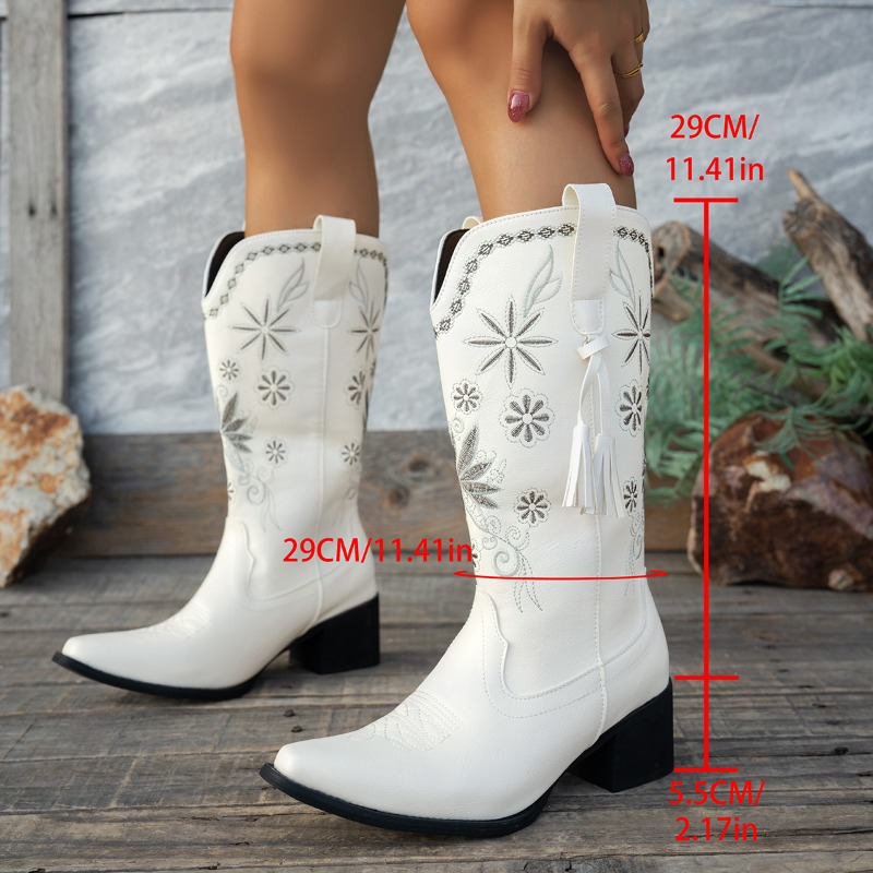 Vintage Outdoor Fashion - Vintage Sivri Burunlu İşlemeli Günlük Kadın